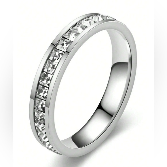 NWT Stainless Steel Stackable Fashion Eternity Ring W/ Square Diamonds - Picture 1 of 14
